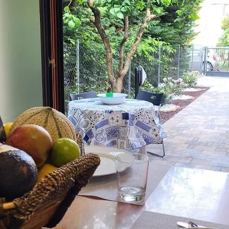 La Casina Di Frank Apartment
